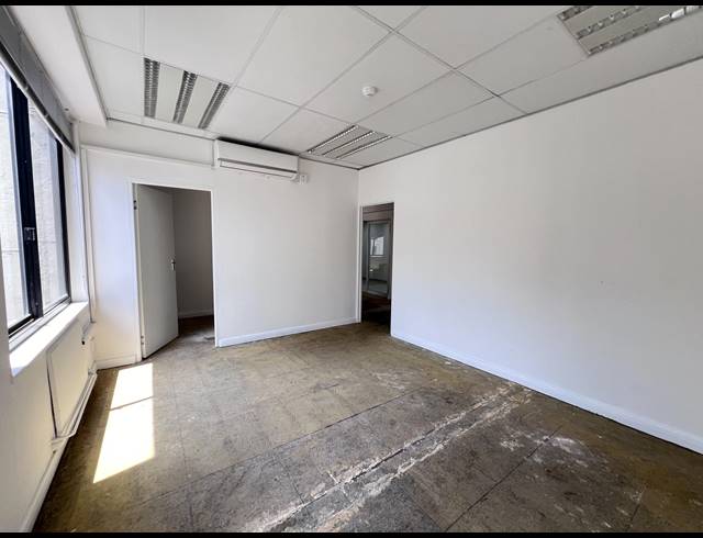 111M² OFFICE TO LET IN CAPE TOWN CITY CENTRE